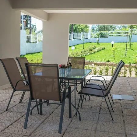 Georgalas Rest